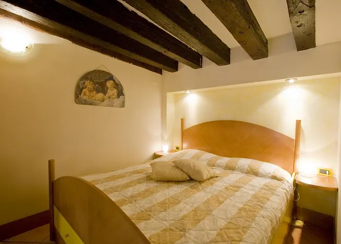 I Gioielli Del Doge - Topazio Veneza